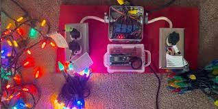 How to Automate Christmas Lights With a Raspberry Pi Pico W